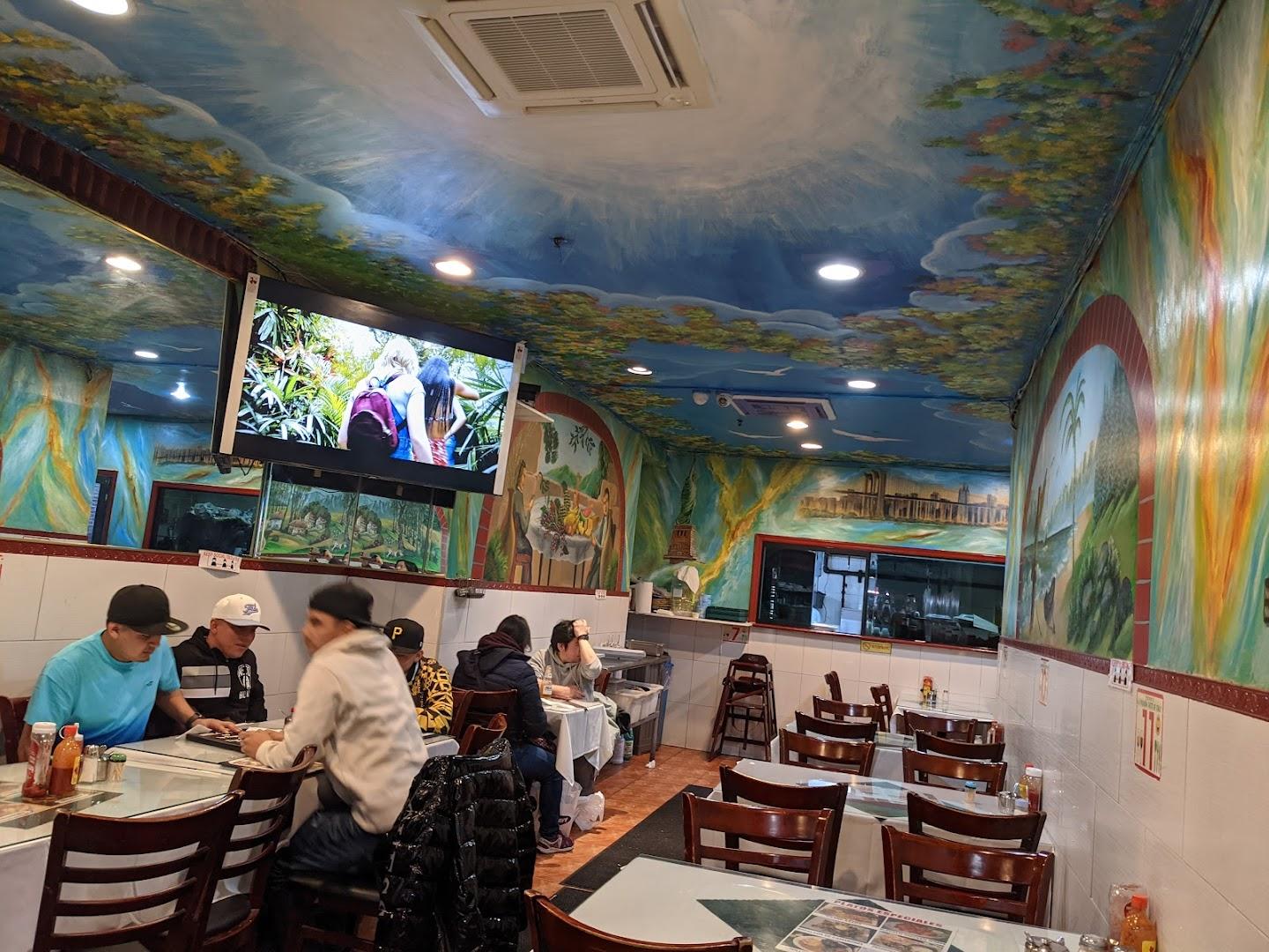 La Pequena Taste of Italy Pizzeria & Restaurant